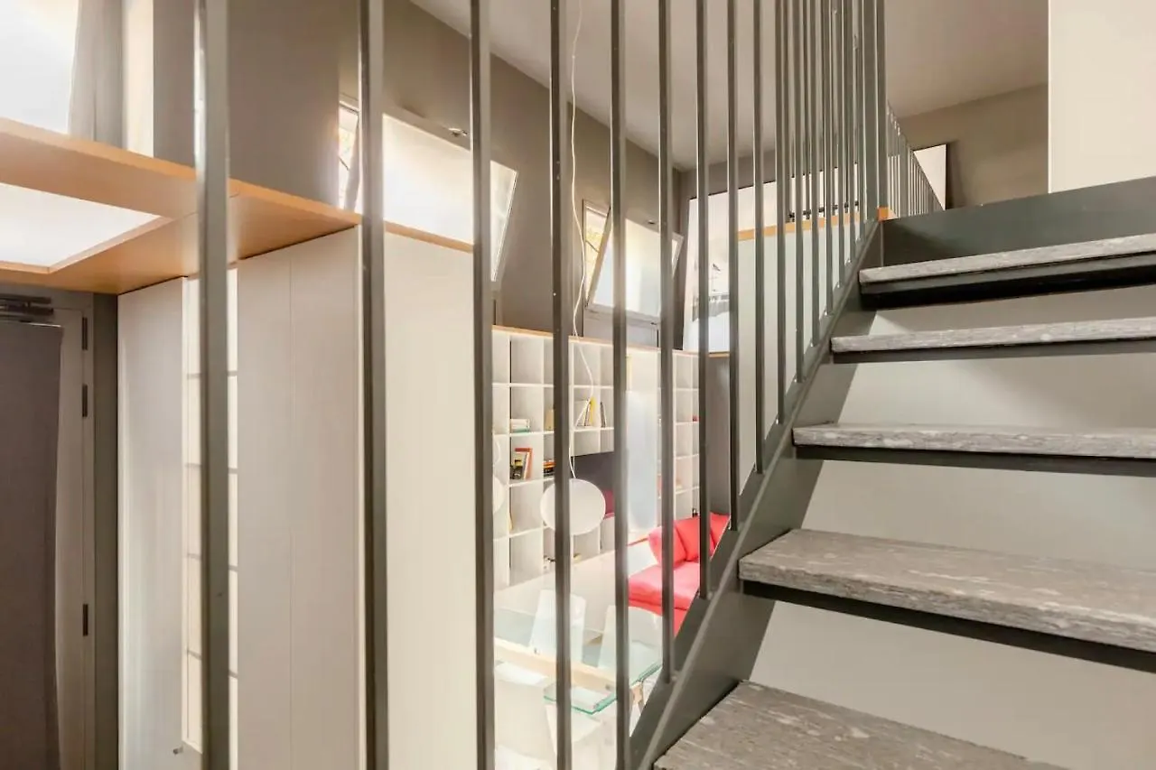 Design Spacious Loft In Navigli - Hosted By Sweetstay Milano 0*,